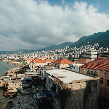 Holiday Suites Hotel & Beach Resort Jounieh Bagian luar foto